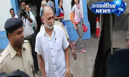 रेप केस: तरुण तेजपाल का बरी होना रद्द, मिली 10 साल की सख्त कैद रेप केस: तरुण तेजपाल का बरी होना रद्द, मिली 10 साल की सख्त कैद