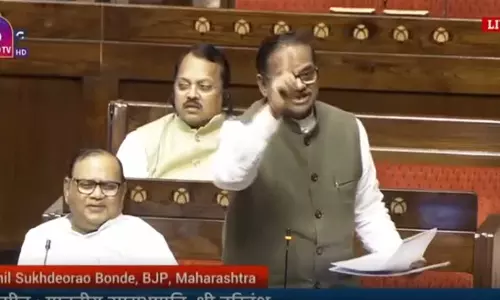 आतंकवादी कहां मिलेंगे...कांग्रेस के दफ्तर में , नारे के बाद सदन में हंगामा आतंकवादी कहां मिलेंगे...कांग्रेस के दफ्तर में , नारे के बाद सदन में हंगामा