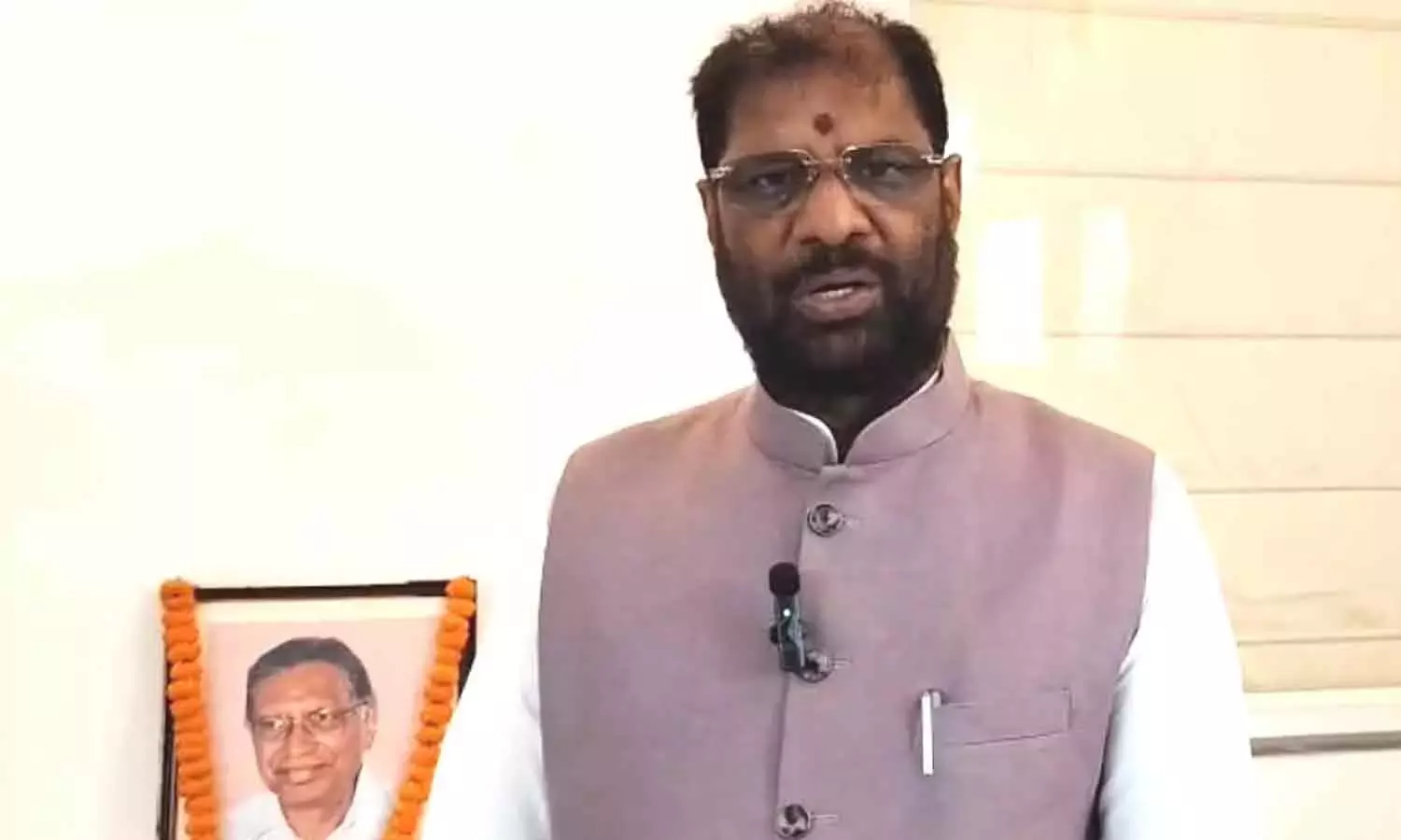 BRS विनियोग विधेयक का समर्थन करता है, कोठागुडेम रेलवे डिवीजन और भद्राचलम रेल कनेक्टिविटी की मांग करता है BRS विनियोग विधेयक का समर्थन करता है, कोठागुडेम रेलवे डिवीजन और भद्राचलम रेल कनेक्टिविटी की मांग करता है