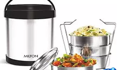 बरसात में टिफिन की टेंशन खत्म, खरीदें इंसुलेटेड स्टेनलेस स्टील लंच बॉक्स बरसात में टिफिन की टेंशन खत्म, खरीदें इंसुलेटेड स्टेनलेस स्टील लंच बॉक्स