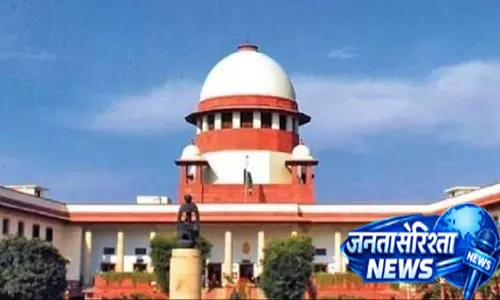 शिवसेना के नाम और निशान पर घमासान, सुप्रीम कोर्ट में चुनाव आयोग के फैसले पर तीखी बहस शिवसेना के नाम और निशान पर घमासान, सुप्रीम कोर्ट में चुनाव आयोग के फैसले पर तीखी बहस