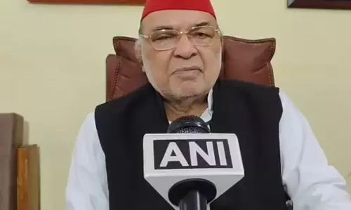 सड़क निर्माण में भ्रष्टाचार का आरोप, सपा विधायक रविदास मेहरोत्रा ने भाजपा सरकार को घेरा सड़क निर्माण में भ्रष्टाचार का आरोप, सपा विधायक रविदास मेहरोत्रा ने भाजपा सरकार को घेरा