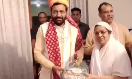 गन्नौर के गुप्ती धाम पहुंचे सीएम नायब सिंह सैनी, गुरुदेव से लिया आशीर्वाद