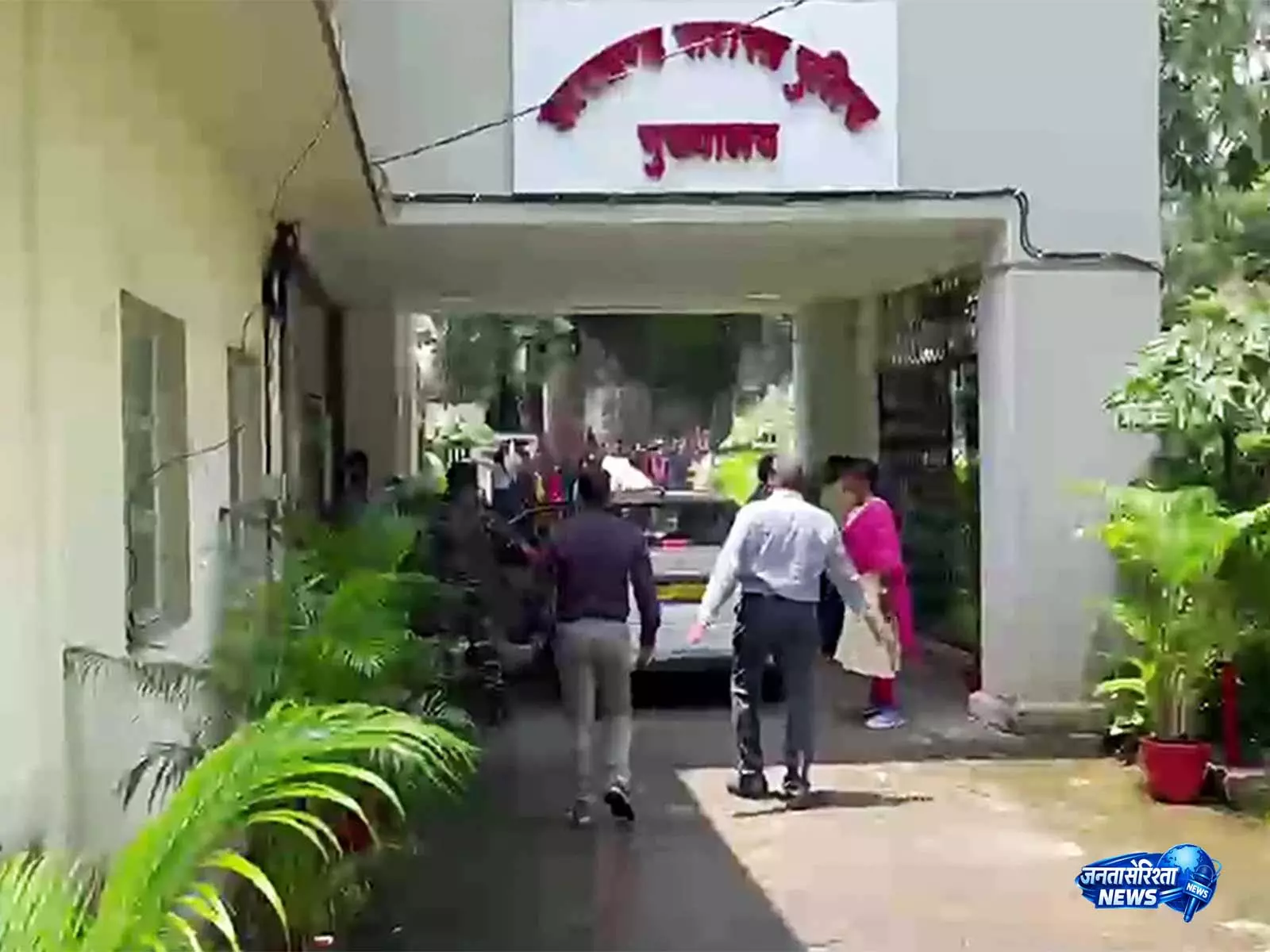 JPSC परीक्षा में गड़बड़ी: CID ने 5 और लोगों को गिरफ़्तार किया, झारखंड में अब कुल 19 गिरफ़्तारियां। JPSC परीक्षा में गड़बड़ी: CID ने 5 और लोगों को गिरफ़्तार किया, झारखंड में अब कुल 19 गिरफ़्तारियां।