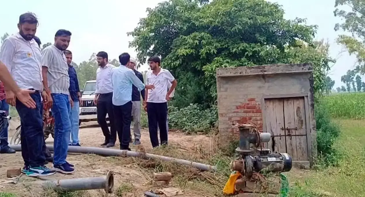 Hansi: सिंचाई विभाग का एक्शन, नहरी पानी चोरी करने वालों के खिलाफ कार्रवाई Hansi: सिंचाई विभाग का एक्शन, नहरी पानी चोरी करने वालों के खिलाफ कार्रवाई