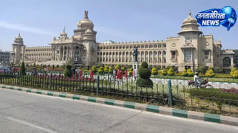 APAR और संपत्ति ब्योरा ऑनलाइन अनिवार्य APAR और संपत्ति ब्योरा ऑनलाइन अनिवार्य