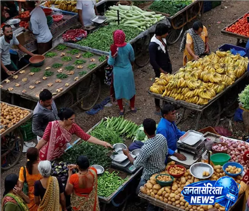 महंगाई से राहत अधूरी! प्याज, दाल और खाद्य तेल की कीमतों ने बढ़ाई चिंता महंगाई से राहत अधूरी! प्याज, दाल और खाद्य तेल की कीमतों ने बढ़ाई चिंता