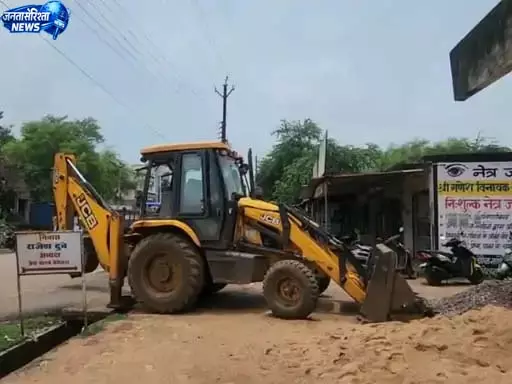 अवैध प्लाटिंग पर चला बुलडोजर, अतिक्रमण हटाने प्रशासन का बड़ा अभियान अवैध प्लाटिंग पर चला बुलडोजर, अतिक्रमण हटाने प्रशासन का बड़ा अभियान