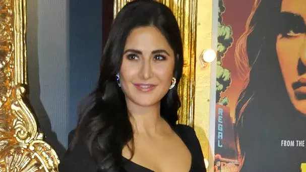 कैटरीना कैफ ने मिनी माथुर को दी बधाई: अलायंस में जीत पर बरसाया प्यार कैटरीना कैफ ने मिनी माथुर को दी बधाई: अलायंस में जीत पर बरसाया प्यार