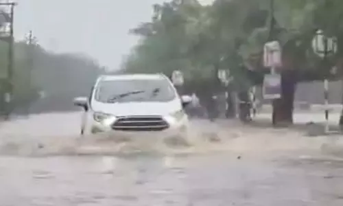दिल्ली-NCR में हुई भारी बारिश दिल्ली-NCR में हुई भारी बारिश