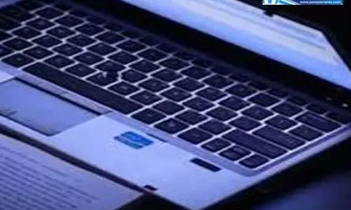 लैपटॉप बंद करना भूल गया पति, पत्नी को अफेयर का पता चला, हत्या की कोशिश