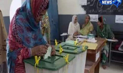 PoK Election Results: शुरुआती रुझानों में नवाज शरीफ की PML-N आगे, मतदान के दौरान हिंसा के आरोप PoK Election Results: शुरुआती रुझानों में नवाज शरीफ की PML-N आगे, मतदान के दौरान हिंसा के आरोप
