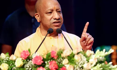 बुनकरों को सम्मान और सहायता देंगे CM योगी