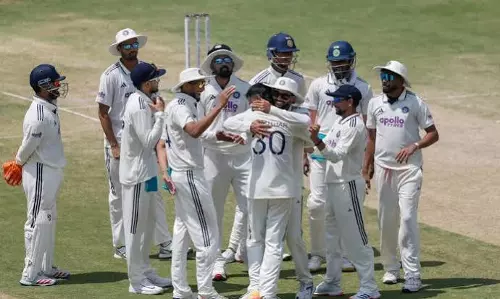 IND vs SL Test Series: भारत के खिलाफ सीरीज से पहले श्रीलंका को झटका, दिग्गज बल्लेबाज चोटिल IND vs SL Test Series: भारत के खिलाफ सीरीज से पहले श्रीलंका को झटका, दिग्गज बल्लेबाज चोटिल