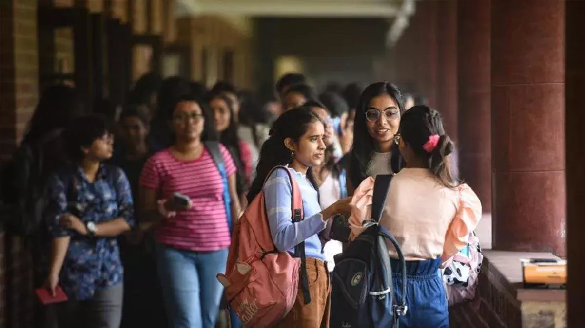 डिग्री दाखिले को लेकर सरकार का बड़ा फैसला, नए नियम लागू डिग्री दाखिले को लेकर सरकार का बड़ा फैसला, नए नियम लागू