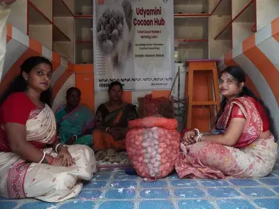 स्विचऑन फाउंडेशन कैसे ग्रामीण महिलाओं को बना रहा आत्मनिर्भर स्विचऑन फाउंडेशन कैसे ग्रामीण महिलाओं को बना रहा आत्मनिर्भर