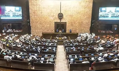 राज्यसभा में भारत छोड़ो आंदोलन का स्मरण, स्वतंत्रता सेनानियों को दी श्रद्धांजलि राज्यसभा में भारत छोड़ो आंदोलन का स्मरण, स्वतंत्रता सेनानियों को दी श्रद्धांजलि