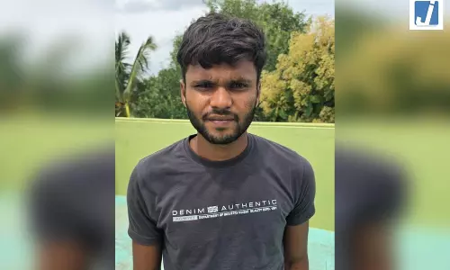 युवक ने की पत्नी की हत्या, कहा- थी फोन पर रील्स बनाने की लत, होते थे झगड़े युवक ने की पत्नी की हत्या, कहा- थी फोन पर रील्स बनाने की लत, होते थे झगड़े