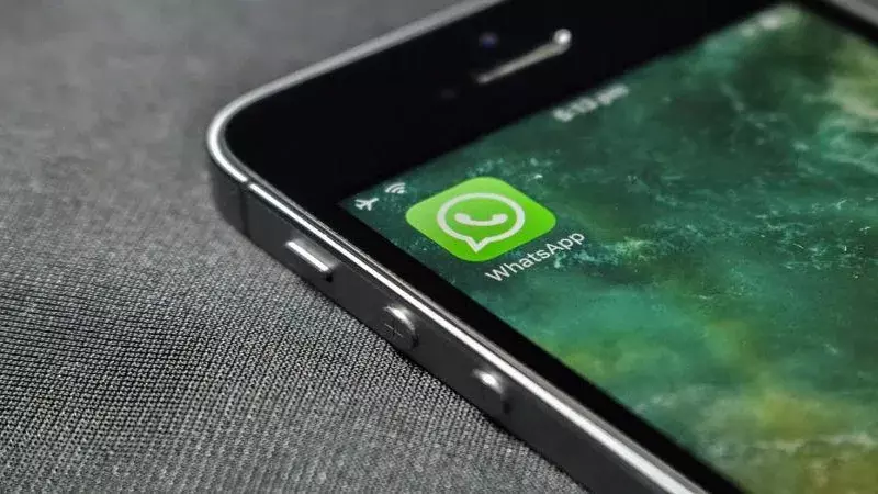 DPDP नियमों की तैयारी: भारत में यूज़र्स की उम्र वेरिफाई कर रहा WhatsApp