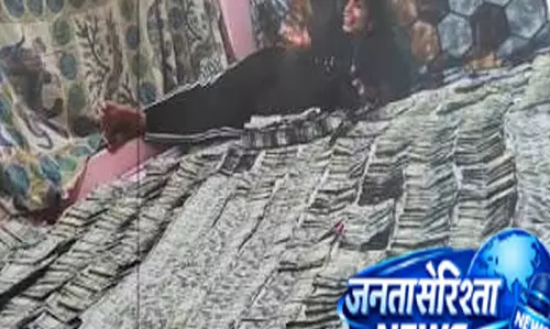 ऑनलाइन दोस्ती के नाम पर ठगी और ब्लैकमेलिंग? युवती के खिलाफ कार्रवाई की मांग ऑनलाइन दोस्ती के नाम पर ठगी और ब्लैकमेलिंग? युवती के खिलाफ कार्रवाई की मांग