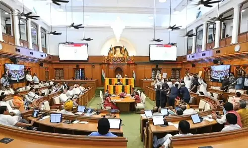 दिल्ली विधानसभा में प्रश्नकाल को लेकर घमासान, BJP और AAP विधायकों में तीखी नोकझोंक