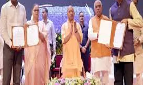 हथकरघा दिवस पर योगी का संदेश, भदोही की कालीन ने दिलाई वैश्विक पहचान हथकरघा दिवस पर योगी का संदेश, भदोही की कालीन ने दिलाई वैश्विक पहचान