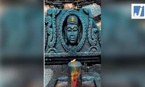 Uttarakhand News: चमोली की वादियो में बसा ऐसा मंदिर, जहां भोलेनाथ ने धारण किया था गोपी का रूप Uttarakhand News: चमोली की वादियो में बसा ऐसा मंदिर, जहां भोलेनाथ ने धारण किया था गोपी का रूप