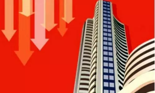 पश्चिम एशिया में तनाव के चलते लाल हुआ बाजार, सेंसेक्स 456 अंक गिरा; निफ्टी 24,600 से नीचे फिसला पश्चिम एशिया में तनाव के चलते लाल हुआ बाजार, सेंसेक्स 456 अंक गिरा; निफ्टी 24,600 से नीचे फिसला