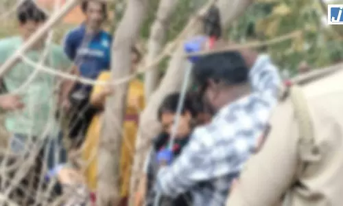 परिवार की ओर से रिश्ते का विरोध किए जाने के बाद युवतियों ने की आत्महत्या परिवार की ओर से रिश्ते का विरोध किए जाने के बाद युवतियों ने की आत्महत्या