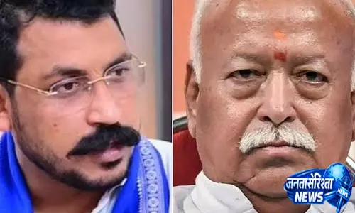 जाति जनगणना और आरक्षण पर आमने-सामने आए भागवत और चंद्रशेखर, सियासत गरमाई जाति जनगणना और आरक्षण पर आमने-सामने आए भागवत और चंद्रशेखर, सियासत गरमाई