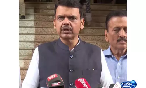 मोहन भागवत देश की बात करते हैं किसी एक दल की नहीं फडणवीस ने किया समर्थन मोहन भागवत देश की बात करते हैं किसी एक दल की नहीं फडणवीस ने किया समर्थन