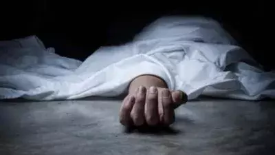 IISc कैंपस में हड़कंप: कमरे में मिला छात्र का शव, पुलिस जांच में जुटी IISc कैंपस में हड़कंप: कमरे में मिला छात्र का शव, पुलिस जांच में जुटी