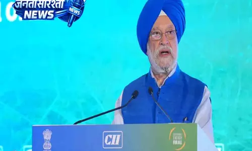 अमेरिका से बढ़ा LPG आयात, 67% हिस्सेदारी के साथ शीर्ष पर: हरदीप सिंह पुरी अमेरिका से बढ़ा LPG आयात, 67% हिस्सेदारी के साथ शीर्ष पर: हरदीप सिंह पुरी