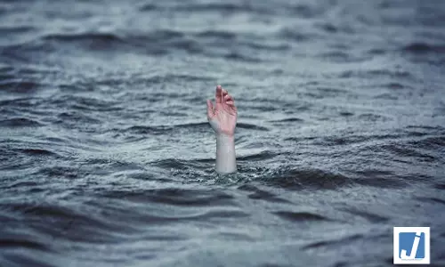 तालाब में डूबने से उजड़ा परिवार, महिला समेत चार की तालाब में डूबकर मौत तालाब में डूबने से उजड़ा परिवार, महिला समेत चार की तालाब में डूबकर मौत