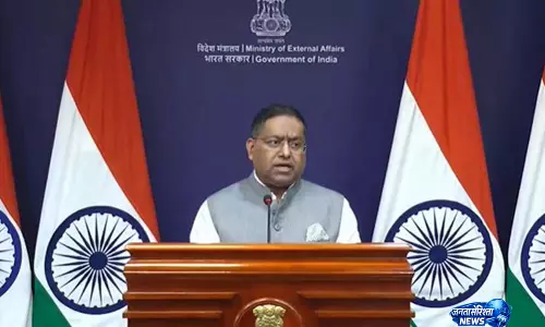 Yemen तट पर भारतीय जहाज डूबने के बाद नाविकों की सुरक्षा पर भारत ने जताई चिंता Yemen तट पर भारतीय जहाज डूबने के बाद नाविकों की सुरक्षा पर भारत ने जताई चिंता