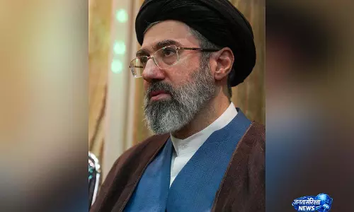 Iran के सर्वोच्च नेता मोजतबा खामेनेई की हालत को लेकर इजरायली मीडिया का दावा Iran के सर्वोच्च नेता मोजतबा खामेनेई की हालत को लेकर इजरायली मीडिया का दावा