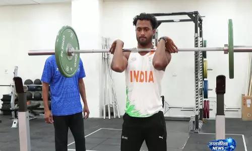 सरकारी सेवा के साथ पैरा एथलेटिक्स में कमाल 2028 पैरालंपिक पदक पर Gujarat अधिकारी की नजर सरकारी सेवा के साथ पैरा एथलेटिक्स में कमाल 2028 पैरालंपिक पदक पर Gujarat अधिकारी की नजर