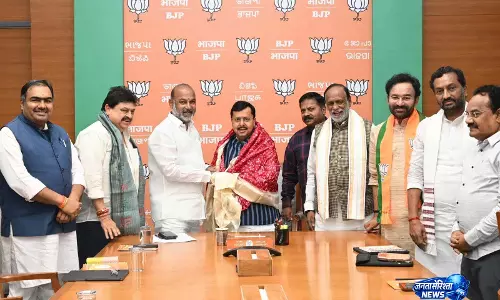 तेलंगाना में सत्ता हासिल करने के लिए BJP का जमीनी अभियान तेज तेलंगाना में सत्ता हासिल करने के लिए BJP का जमीनी अभियान तेज