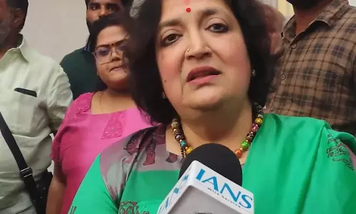 लता रजनीकांत ने गांव किसान और स्थानीय उद्योगों के संरक्षण पर दिया जोर लता रजनीकांत ने गांव किसान और स्थानीय उद्योगों के संरक्षण पर दिया जोर