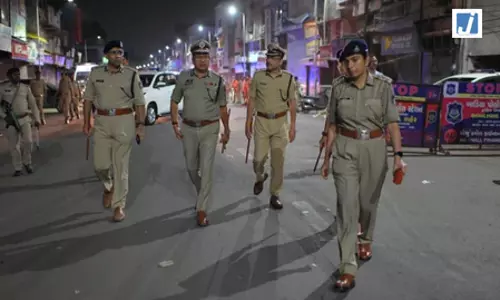 गुजरात पुलिस ने अहमदाबाद में चलाया चेकिंग ऑपरेशन 4,712 गाड़ियों की जांच की