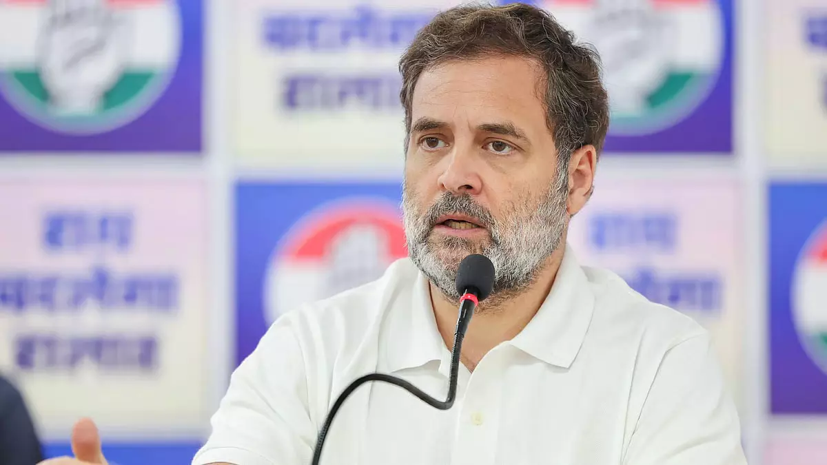 राहुल गांधी ने बताया अपना पसंदीदा BJP नेता, बोले- कैप्टन अमरिंदर सिंह से मेरी अच्छी बनती है राहुल गांधी ने बताया अपना पसंदीदा BJP नेता, बोले- कैप्टन अमरिंदर सिंह से मेरी अच्छी बनती है
