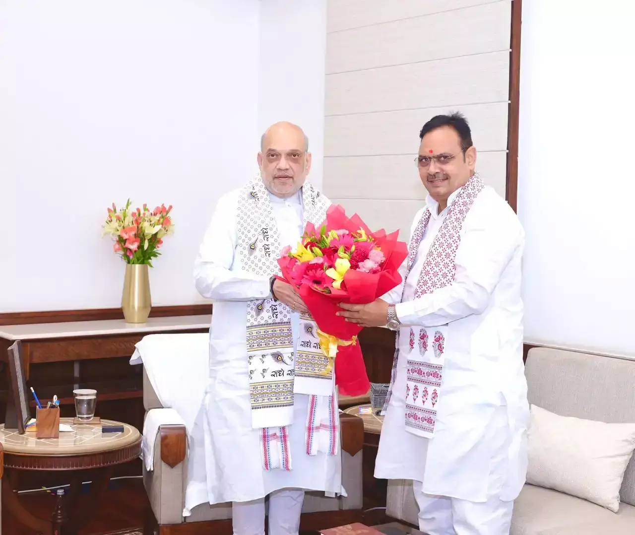 Jaipur: अमित शाह से मुलाकात के बाद सीएम भजनलाल शर्मा ने साझा किए विचार Jaipur: अमित शाह से मुलाकात के बाद सीएम भजनलाल शर्मा ने साझा किए विचार