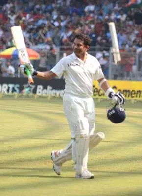 भारत बनाम श्रीलंका: टेस्ट में सर्वाधिक रन बनाने वाले टॉप-5 बल्लेबाज, शीर्ष पर सचिन तेंदुलकर भारत बनाम श्रीलंका: टेस्ट में सर्वाधिक रन बनाने वाले टॉप-5 बल्लेबाज, शीर्ष पर सचिन तेंदुलकर
