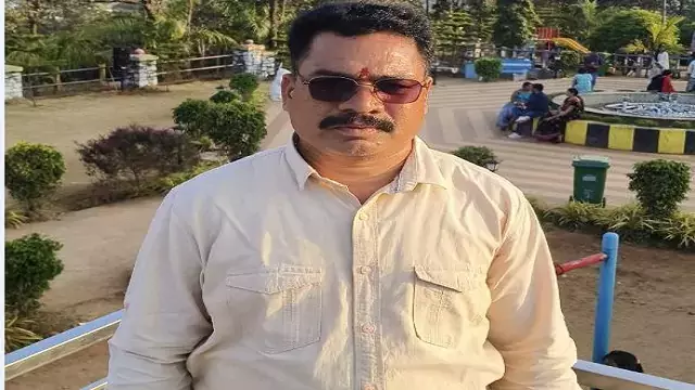 Kalahandi में बीजेपी नेता की हत्या के मामले में तीन संदिग्ध गिरफ्तार Kalahandi में बीजेपी नेता की हत्या के मामले में तीन संदिग्ध गिरफ्तार