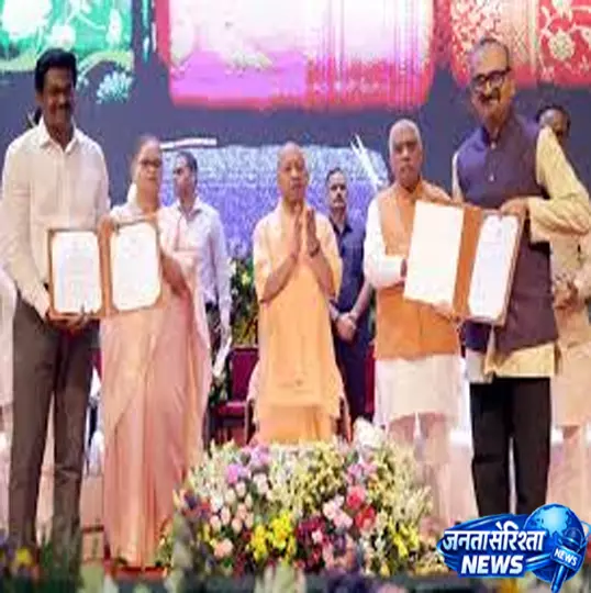 हथकरघा दिवस पर योगी का संदेश, भदोही की कालीन ने दिलाई वैश्विक पहचान हथकरघा दिवस पर योगी का संदेश, भदोही की कालीन ने दिलाई वैश्विक पहचान