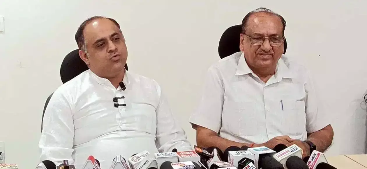 Hisar: कांग्रेस पहले खुद को संभाले, भाजपा के सपने न देखे: पीयूष मेहता Hisar: कांग्रेस पहले खुद को संभाले, भाजपा के सपने न देखे: पीयूष मेहता