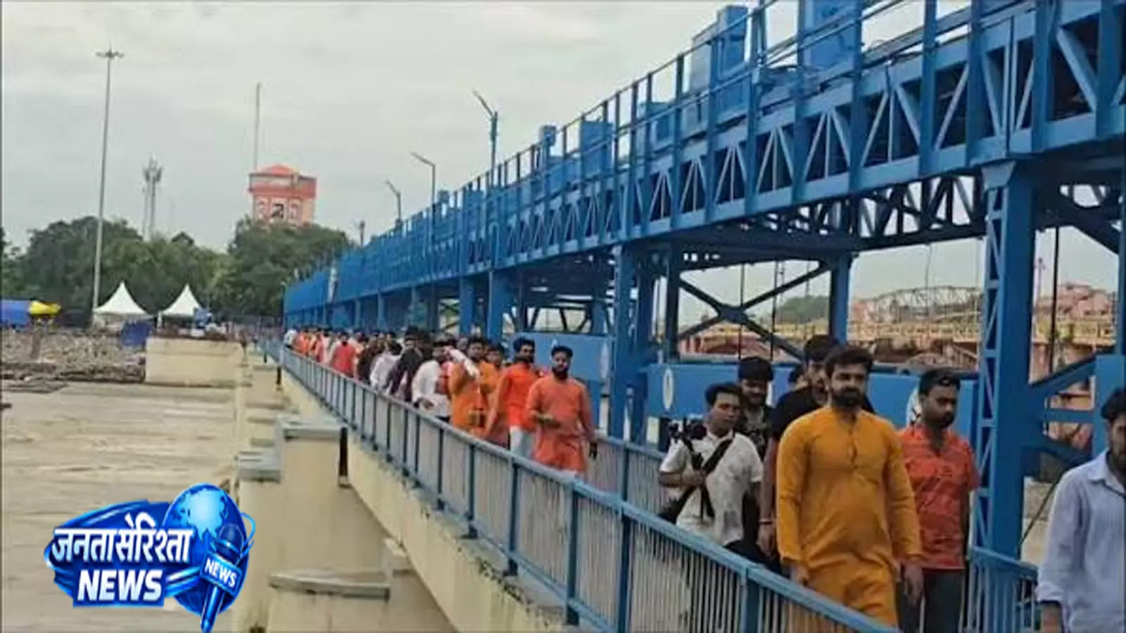 सावन में तेजस्वी सूर्या की कांवड़ यात्रा, हर की पौड़ी से वीरभद्र तक दिखाई आस्था सावन में तेजस्वी सूर्या की कांवड़ यात्रा, हर की पौड़ी से वीरभद्र तक दिखाई आस्था