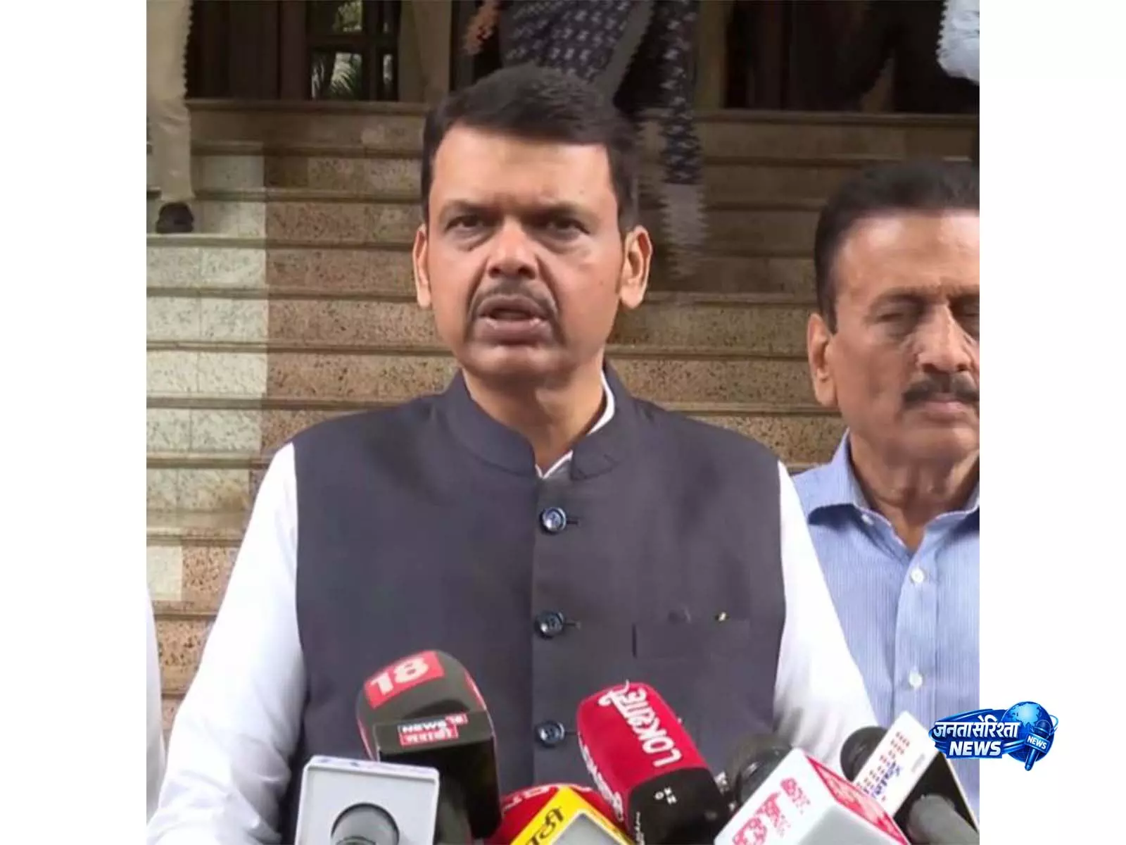 मोहन भागवत देश की बात करते हैं किसी एक दल की नहीं फडणवीस ने किया समर्थन मोहन भागवत देश की बात करते हैं किसी एक दल की नहीं फडणवीस ने किया समर्थन