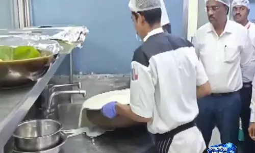 एक्सपायर्ड खाना और फफूंद लगी सब्जियां: Bengaluru के 3-स्टार और 5-स्टार होटलों पर फूड सेफ्टी से जुड़ी कार्रवाई एक्सपायर्ड खाना और फफूंद लगी सब्जियां: Bengaluru के 3-स्टार और 5-स्टार होटलों पर फूड सेफ्टी से जुड़ी कार्रवाई