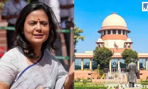 सुप्रीम कोर्ट पहुंची MP महुआ मोइत्रा को फटकार, कॉकरोच जनता पार्टी के प्रवक्ता ने जज पर अपनी भड़ास निकाली सुप्रीम कोर्ट पहुंची MP महुआ मोइत्रा को फटकार, कॉकरोच जनता पार्टी के प्रवक्ता ने जज पर अपनी भड़ास निकाली